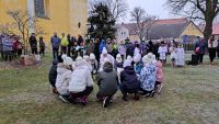 fotografie z alba První adventní neděle a rozsvícení stromečku (ZŠ, 2024)